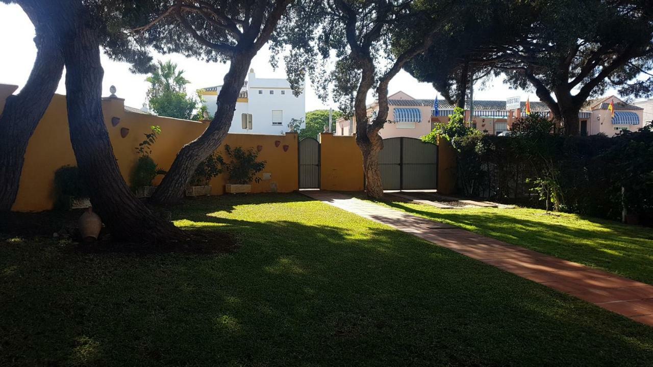 Chalet La Barrosa A 800 Mts Playa 奇克拉纳－德拉弗龙特拉 外观 照片
